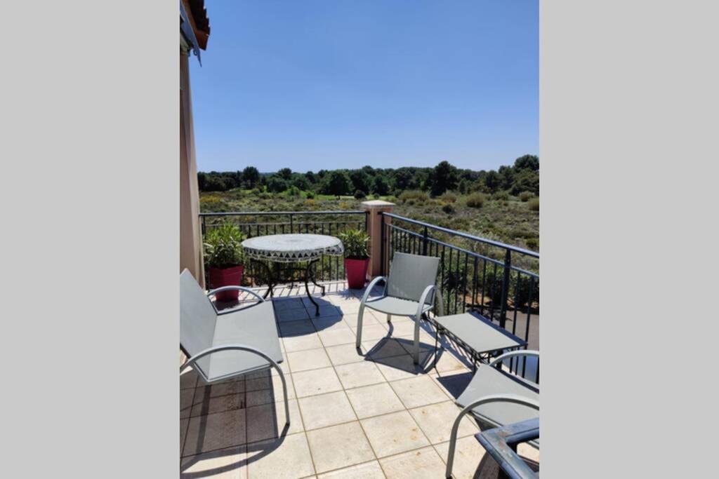Appartement Golf Saint Thomas - Belle Residence Безие Екстериор снимка
